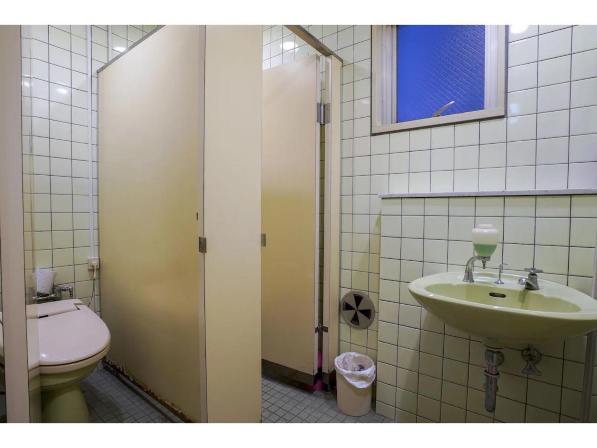 Male Only Capsule Inn Hamamatsucho - Vacation Stay 68799V Tokio Zewnętrze zdjęcie