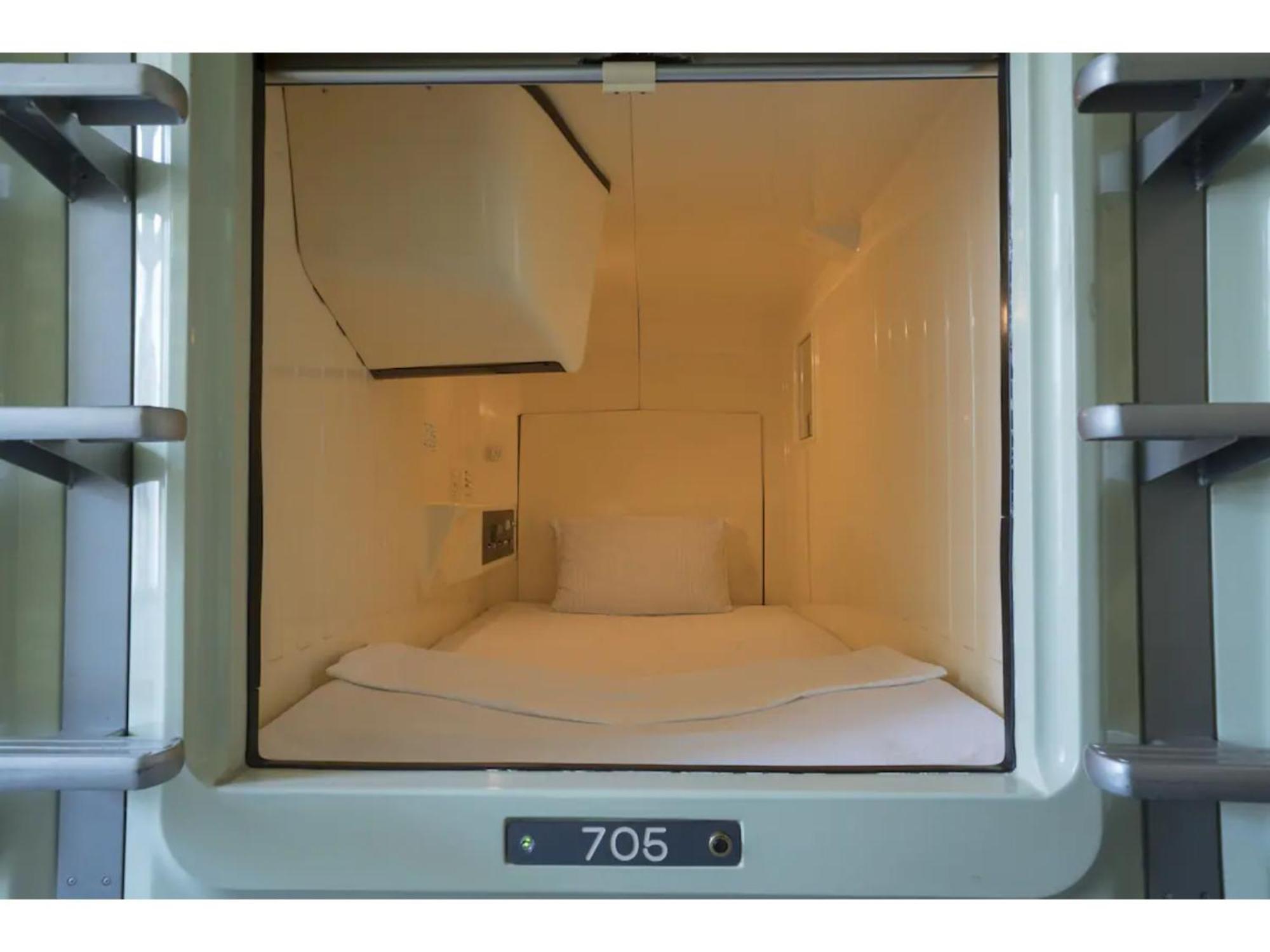 Male Only Capsule Inn Hamamatsucho - Vacation Stay 68799V Tokio Zewnętrze zdjęcie
