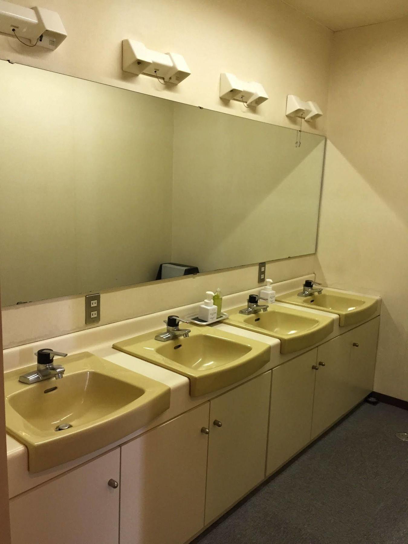 Male Only Capsule Inn Hamamatsucho - Vacation Stay 68799V Tokio Zewnętrze zdjęcie